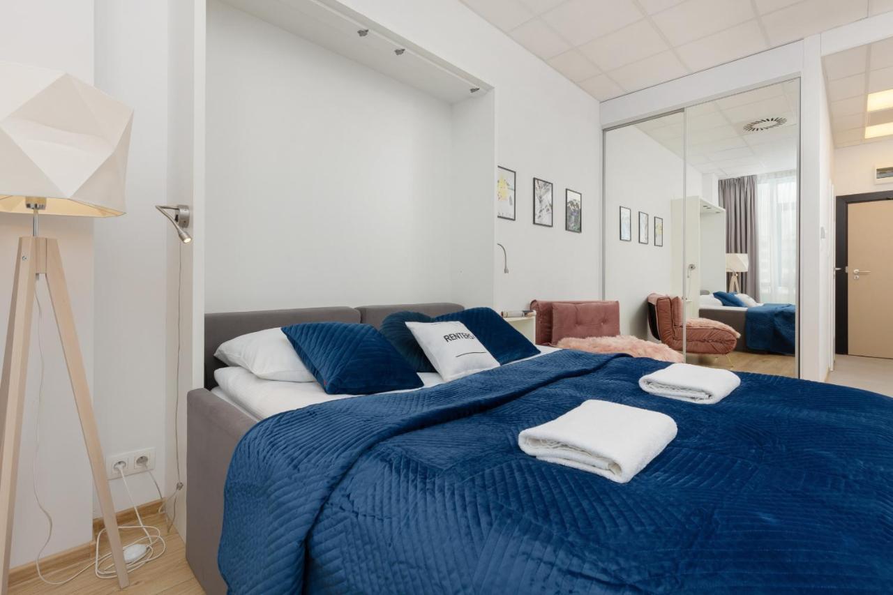 Lägenhet Aleje Jerozolimskie With Parking And Ac By Renters *