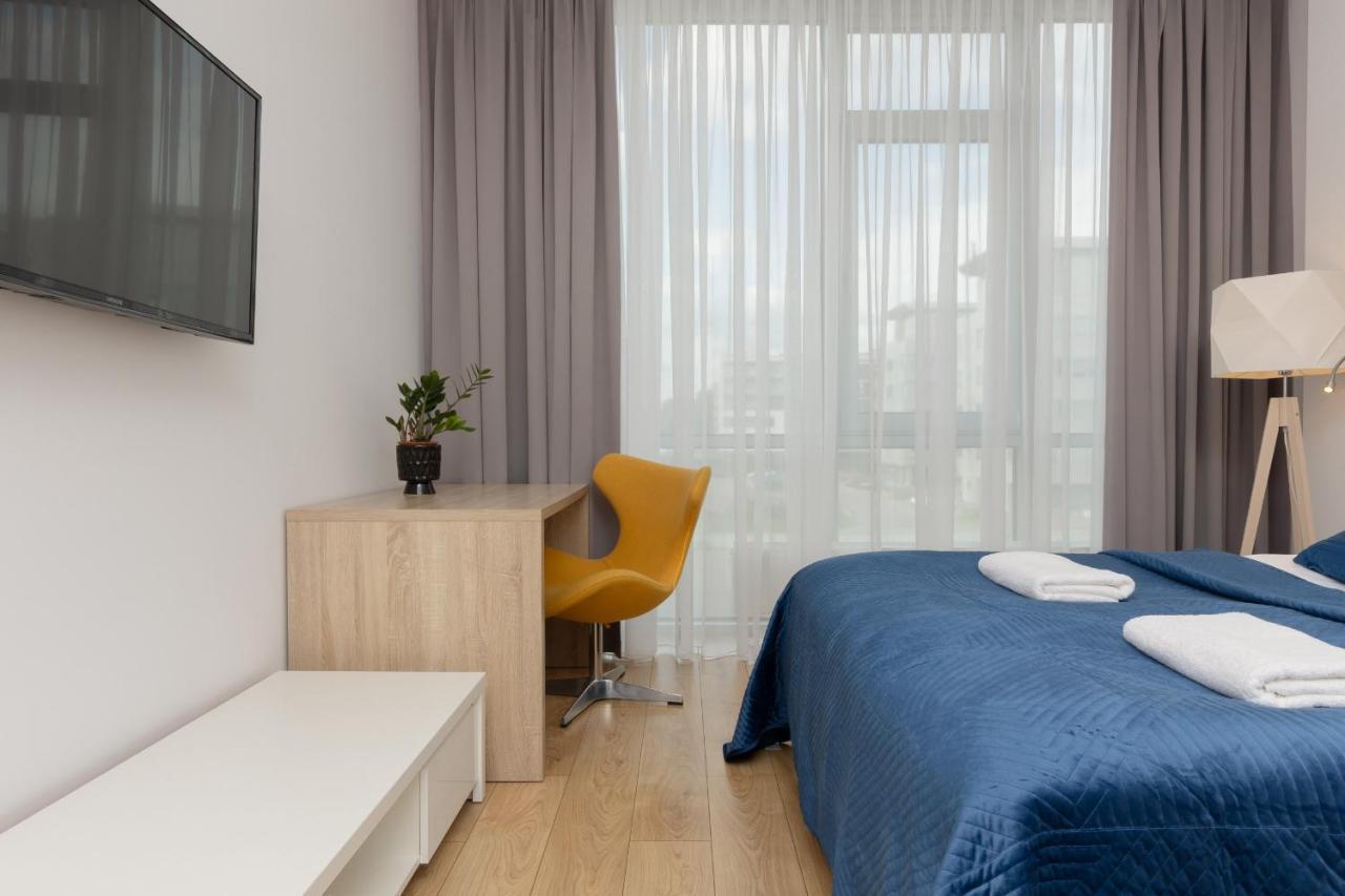 Lägenhet Aleje Jerozolimskie With Parking And Ac By Renters *